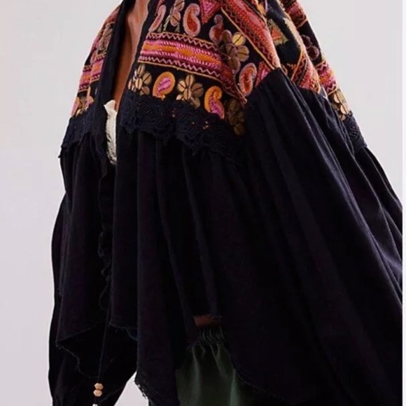 Free People Savannah Bed Jacket Embroider Lace PaisleyPrint Sequin BlackPurple - Picture 2 of 5